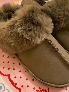 LC Lauren Conrad Allis Faux Fur Cuff Clog Women's Slippers